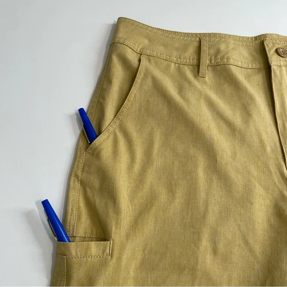 Wave Life Tuna H2O Active Hybrid Shorts Size 34 Flat Front Board Shorts